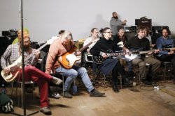 Glop, Musiker/innen auf der Bühne